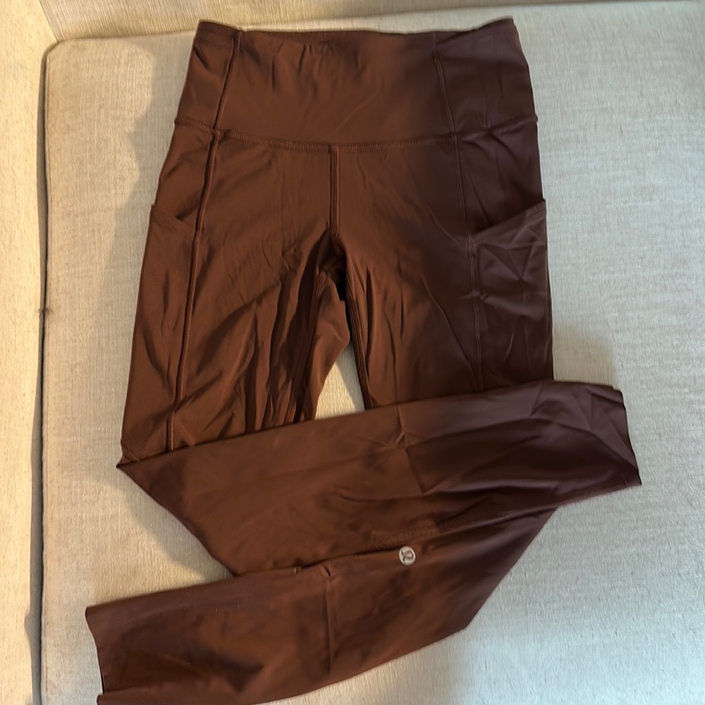 Lulu lemon mauve leggings